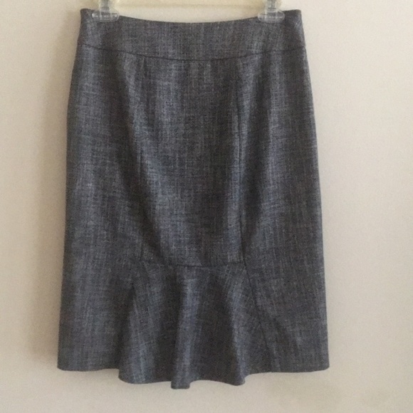 White House Black Market Dresses & Skirts - WHBM Ruffle back Skirt